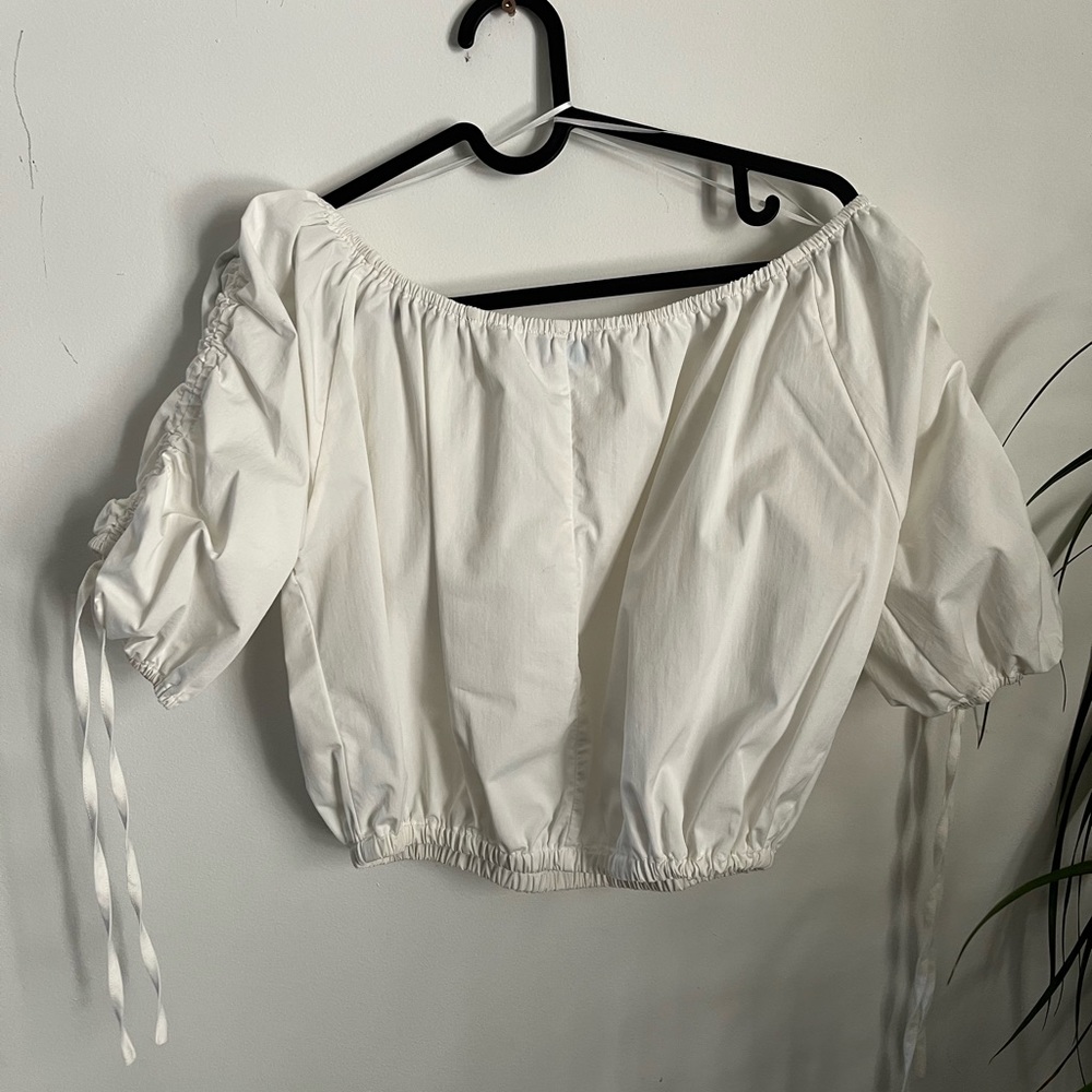 Puff Sleeves ๐ - Picture 5 of 7